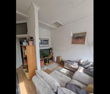 Room in a Shared Flat, Berwyn Road, SE24 - Photo 2