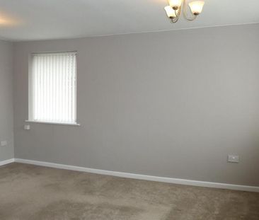 3 bedroom detached bungalow to rent - Photo 3