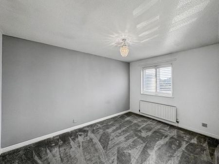 3 bedroom detached house to rent - Photo 3