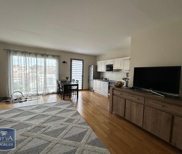 Location Appartement 3 pièces 72m² LA ROCHELLE 17000 - Photo 2