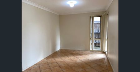 4 BEDROOM DOUBLE STOREY HOME! - Photo 4