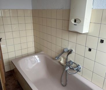 Schöne DG-Wohnung in 47798 Krefeld zu vermieten!! - Foto 1