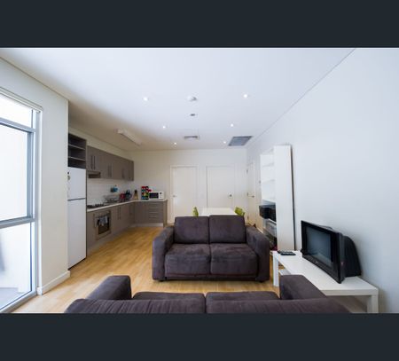 7.1/92 Gray Street, Adelaide, SA 5000 - Photo 3
