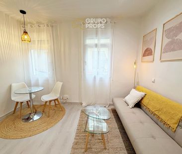 Apartamento de alquiler en Calle Meson de Paredes, Embajadores - La... - Photo 3