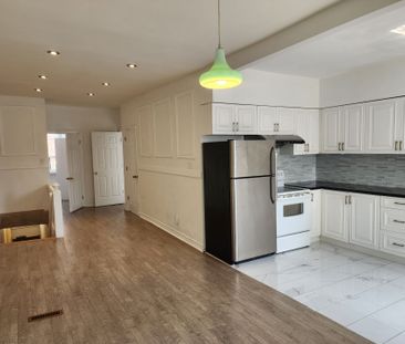 For Lease - 1075 Gerrard Street Unit# Upper floor, Toronto, Ontario - Photo 1