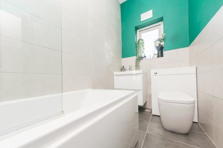 2 bedroom terraced house to rent - Photo 5