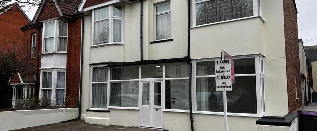 1 bedroom property to rent - Photo 1