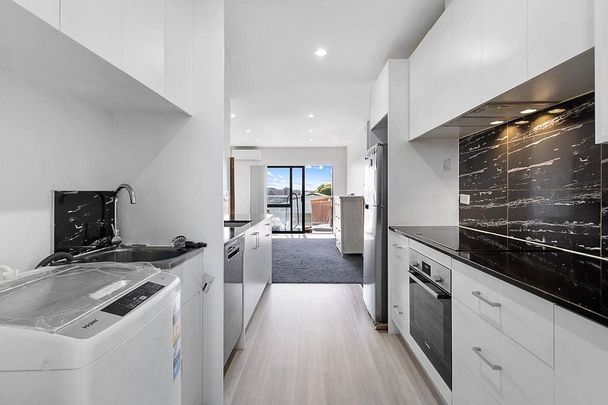 Brand-new 2 bed Apartment for rent available!! - Photo 1