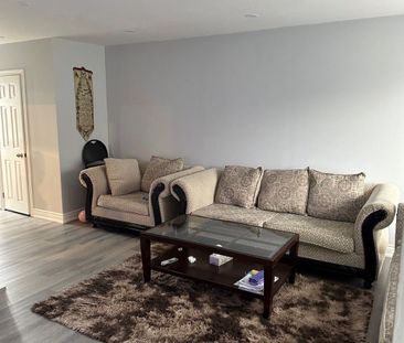 For Lease - 507 Grenfell Street, Oshawa, Ontario - Photo 3