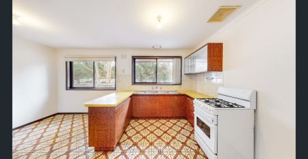 Cozy 2-Bedroom Unit - Photo 4