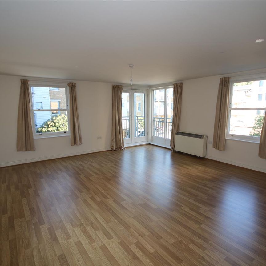 Kent CanterburyBingley Court, CT1 2SX, Canterbury - Photo 1