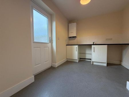 2 bedroom property to rent - Photo 2