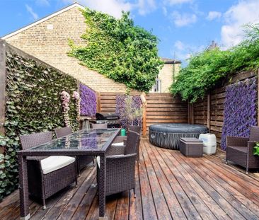 Room in a Shared House, With Garden And Jacuzzi, SW18 - Photo 5