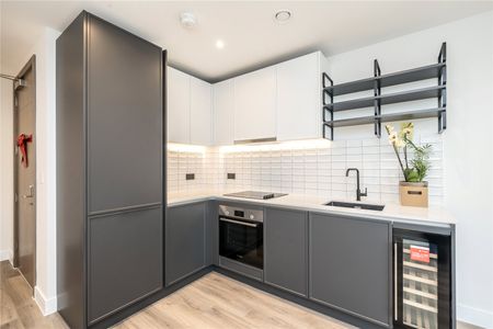 Astell Road, London, SE3 9EH - Photo 3