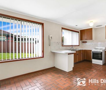 Spacious and Well-Cared-For Family Home - Photo 3