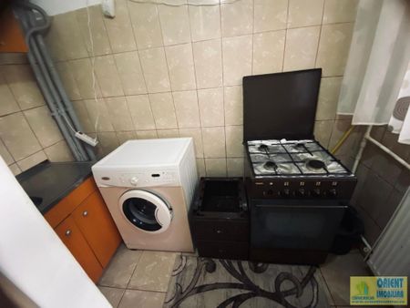 CET, garsoniera, mobilata, etaj 3, gaze, inchirieri Constanta - Fotografie 4