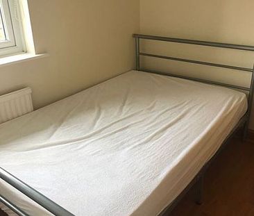 2 Barstow Avenue - Photo 5