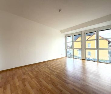 Einzugsfertige 2- Raumwohnung mit Fußbodenheizung auf 68 m² am Stad... - Photo 3