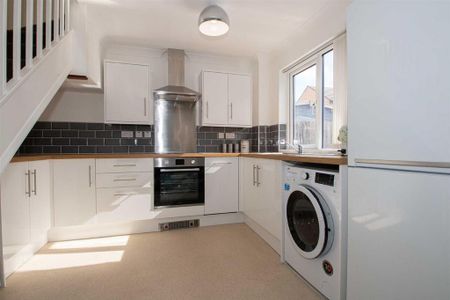 1 bedroom terraced house to rent - Photo 5