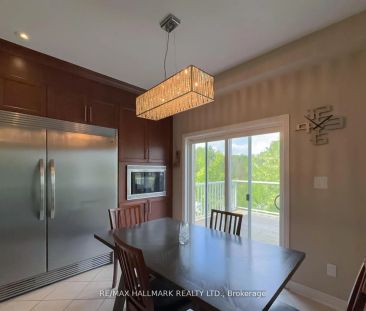 Detached Home For Lease | N9246351 - Photo 6