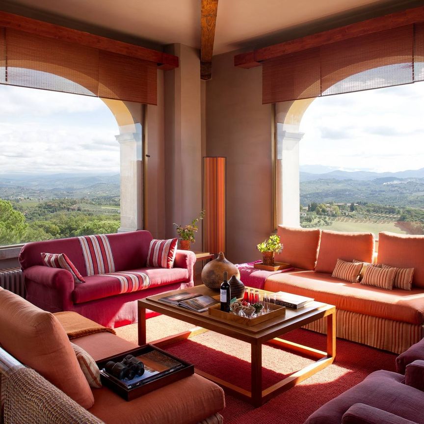 Villa Perle, a classic Tuscan villa surrounded by vineyards and olive groves - Photo 1