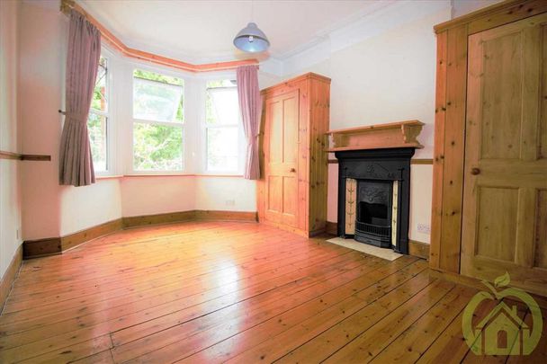 5 bedroom detached house to rent - Photo 1
