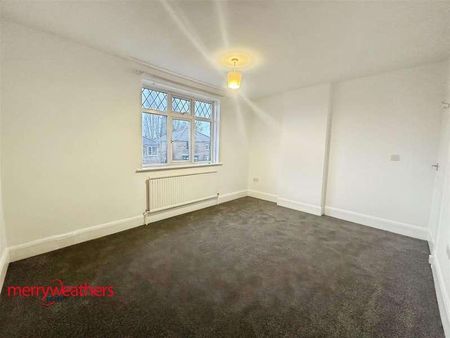 Flat Lane, Whiston, Rotherham, S60 - Photo 4