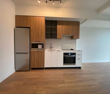 For Lease - 1037 The Queensway N/A Unit# 514, Toronto, Ontario - Photo 4