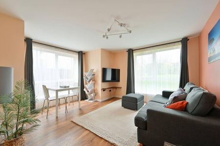 2 bedroom flat to rent - Photo 2