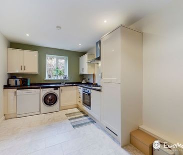 3 Bedroom - Photo 6