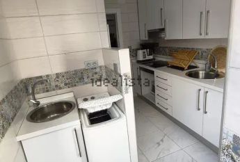 Alquiler de piso en Avenida romería del carmen, 54