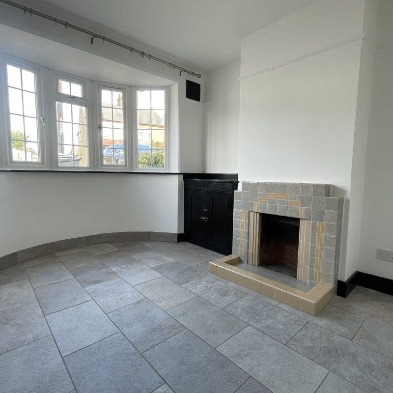 Hagden Lane, Watford - Photo 1