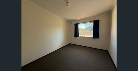 Moments from the beach - Photo 2