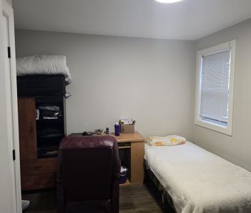 For Lease - 259 Montfort Street Unit# A, Vanier and Kingsview Park,... - Photo 5