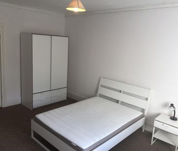 Apsley Road, Plymouth - Photo 3