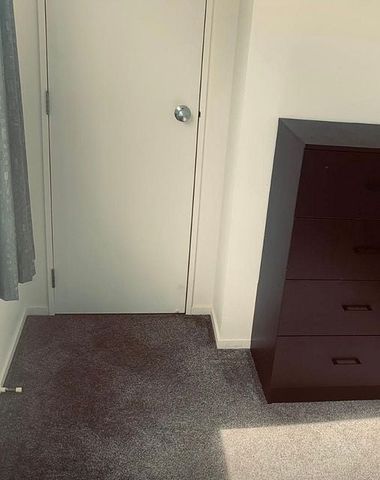 Charming 2BR Home in Pomare! - Photo 4