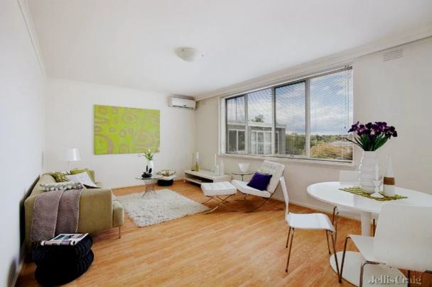 2 Bed, 1 Bath - Photo 1