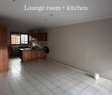 South Yarra - Photo 2
