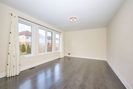 For Lease - 9367 Emerald Avenue, Niagara Falls, Ontario - Photo 4