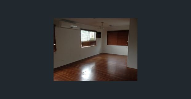 Spacious 4-Bedroom Home with Dual Living & Huge Shed! - Photo 1