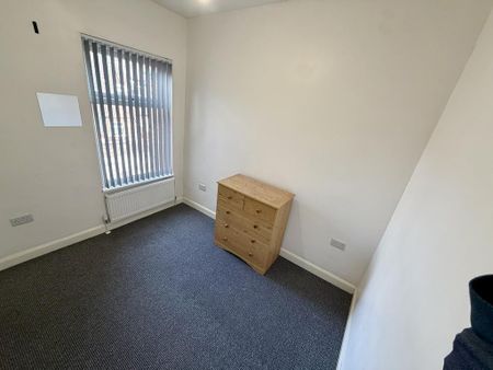 4 bedroom house to rent - Photo 2