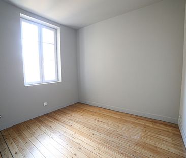Location Appartement 3 pièces 57m² SOTTEVILLE LES ROUEN 76300 - Photo 3