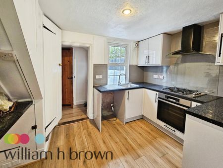 Arbour Lane, Chelmsford - Photo 4