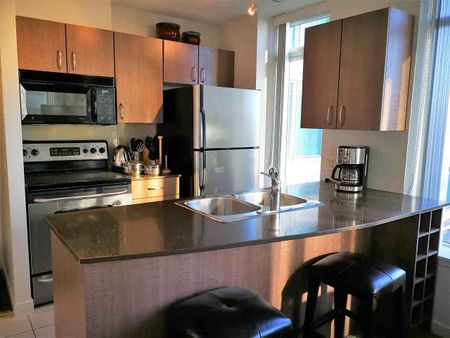 610 Granville Street condo — Vancouver, BC (1-Bedroom) - 1 Bedroom - Photo 5