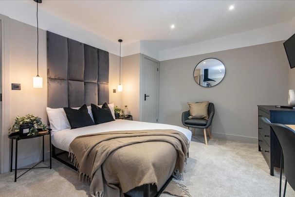 Studio to rent - Photo 1