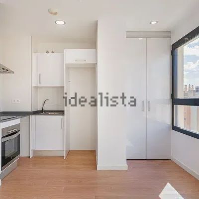 Alquiler de piso en Calle Pilar Lorengar, 16 - Photo 1