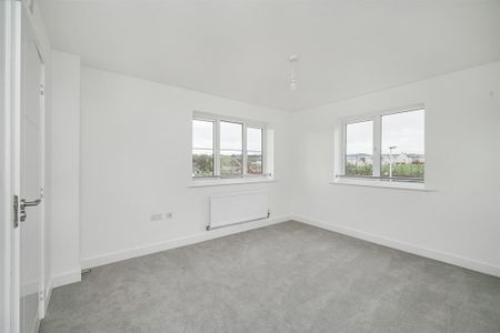 3 bedroom detached house to rent - Photo 4