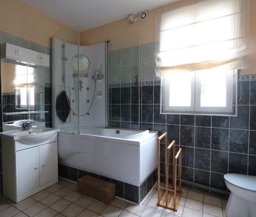 Location Appartement 2 pièces 47m² - Photo 5