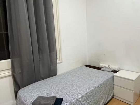 Carrer de Casp, Barcelona, Catalonia 08010 - Photo 1