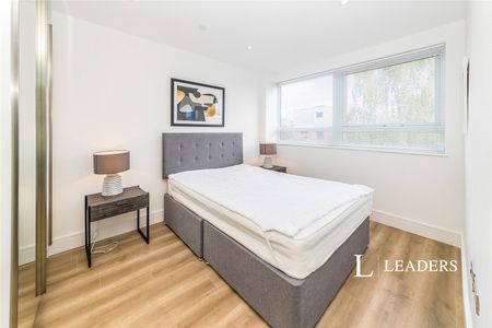 1 bedroom apartment to rent Wood Street, East Grinstead, West Sussex, RH19 - Photo 3